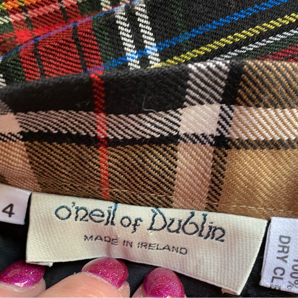 O’Neil of Dublin pleated plaid skirt - Picture 2 of 2